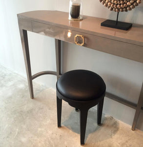 medaillon, medaillon console, lacquer console, beige console, high shine lacquer, brass, eastern, ming style, Chinese style, asian style, akar de Nissim, luxury furniture, designer furniture, minimalist, guimar barstool, guimar stool, black stool, barstool, akar logo, classic candle, akar de Nissim candles, glass dome, candle holder, fluid design, leather upholstery,